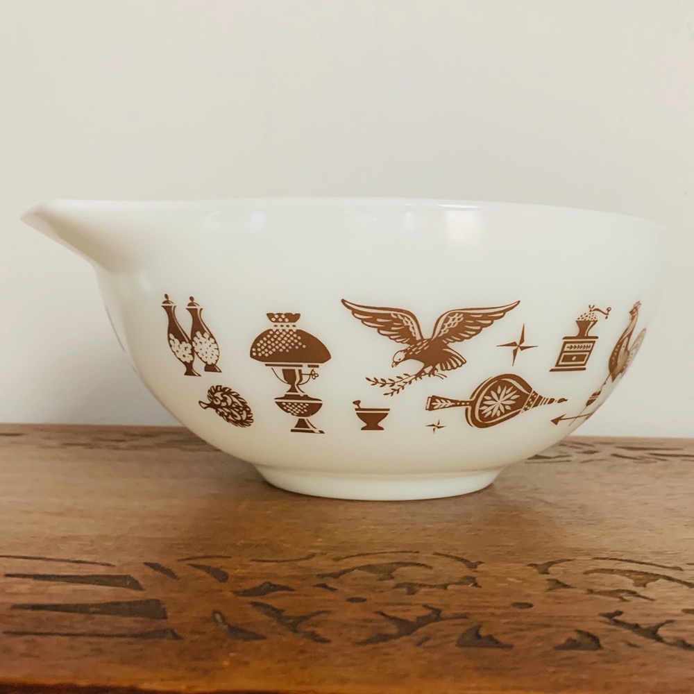 ❌Sold Vintage Pyrex Early American Cinderella Bowl - Picture 9 of 12